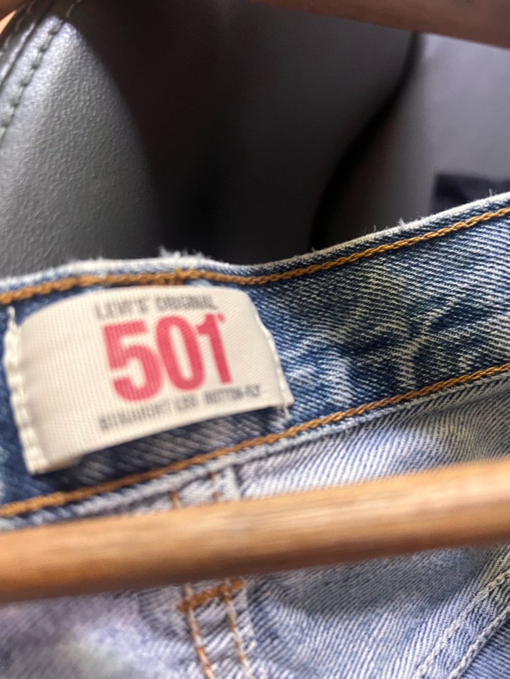 Levi's 501 Women's Straight Light Blue Jeans 38x32 - Fits low to mid rise as 32